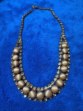 MidCentury Elegant 14” Moon glow Cabochon Statement Necklace with Rhinestones .
